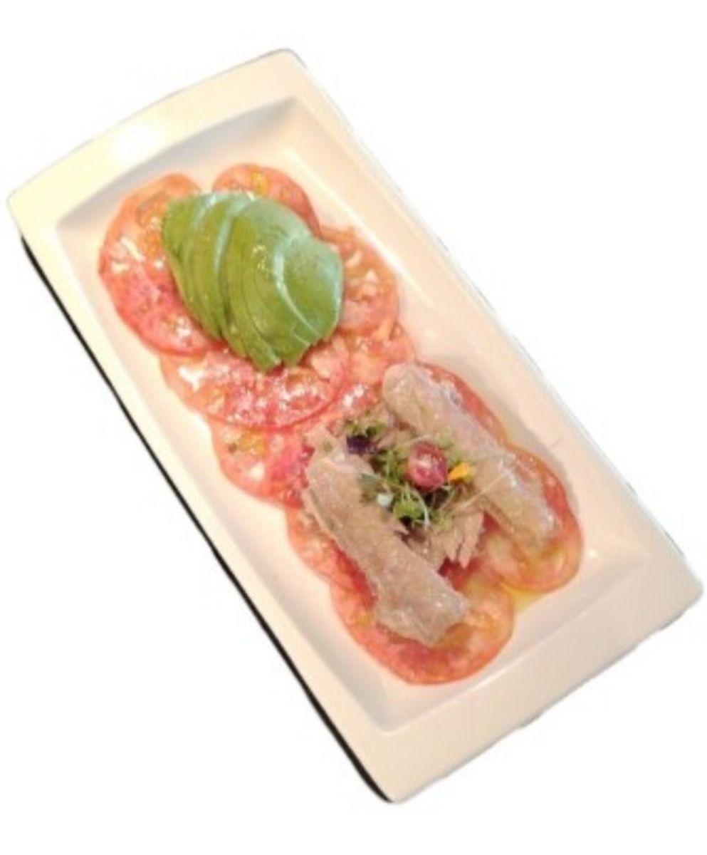 Tomate, Aguacate y Ventresca
